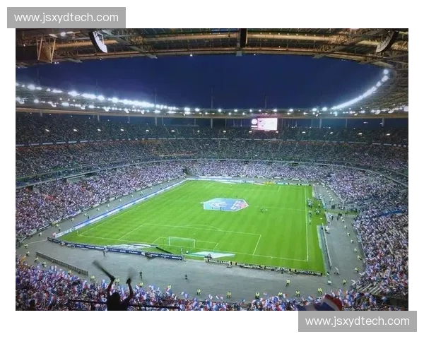 世界杯之巅：全球最盛大足球赛事背后的历史与荣耀